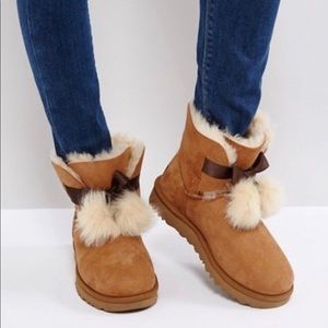 Ugg Gita Bow Boots